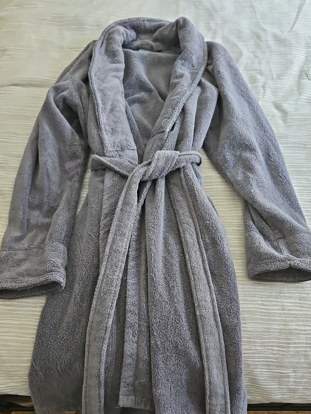 Brooklinen Super-Plush Robe in the Graphite colorway